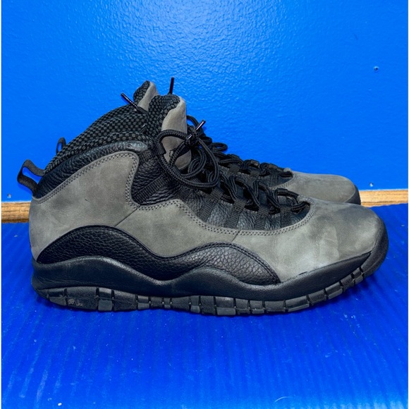 size 13 men's nike jordan shoes